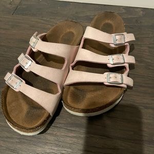 Pink Birkenstock’s